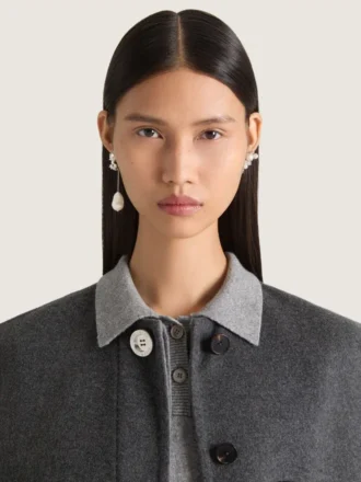 Crystal Pearl Asymmetric Earrings in Metal, Crystals and Pearls